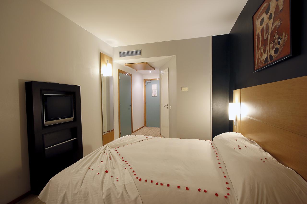 Ibis Fnideq Hotel Ngoại thất bức ảnh