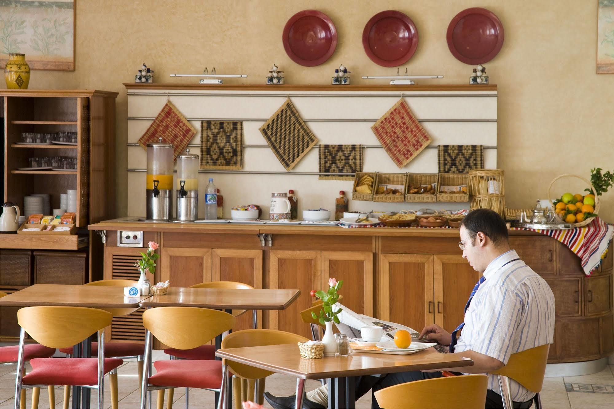 Ibis Fnideq Hotel Ngoại thất bức ảnh